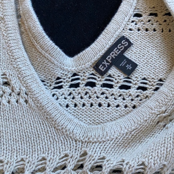 Express size M crochet cropped sweater - Picture 4 of 4